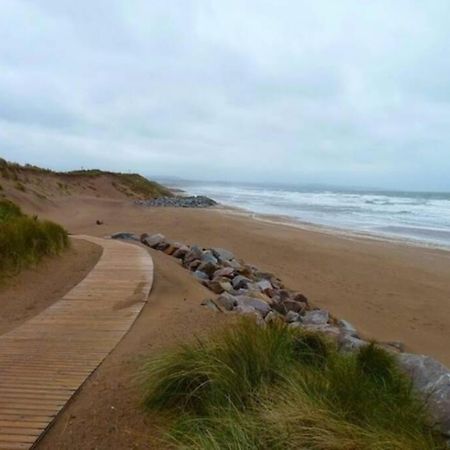 Life'S A Beach, Montrose Scotland Exterior foto